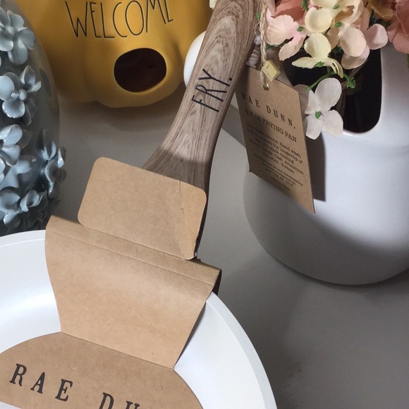 Rae Dunn FRY. 9.5” Frying Pan - WHITE - Picture 2 of 4